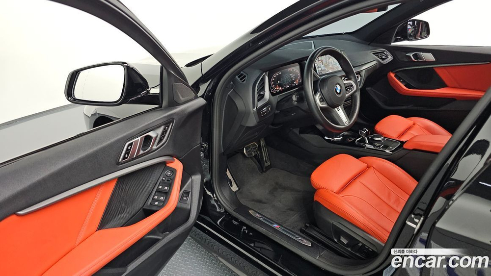 BMW 1 Series (F40) 120i M Sports (10.2021)