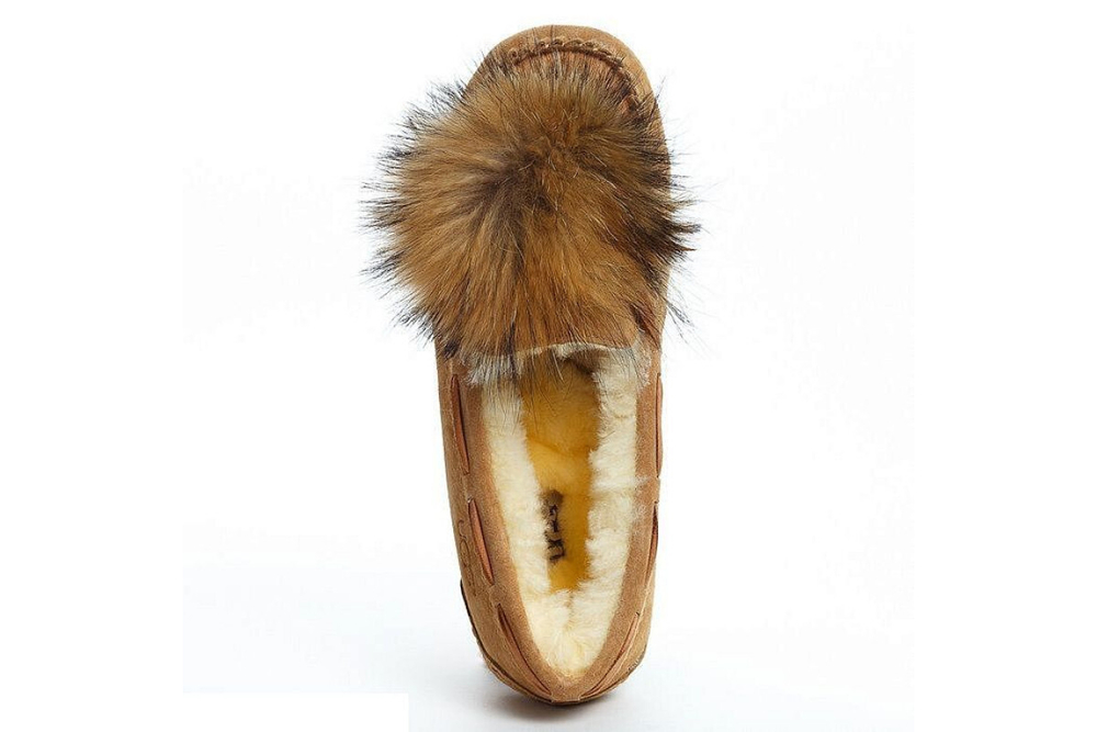 UGG Dakota Pom Pom Chestnut