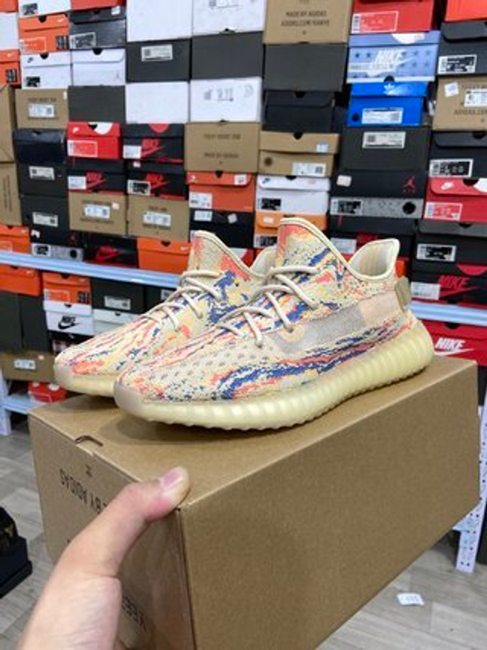 Купить кроссовки  adidas Yeezy Boost 350 V2 "MX Oat"