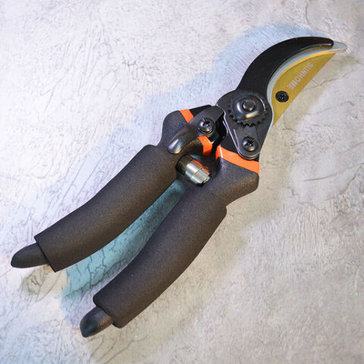 Секатор OR-22