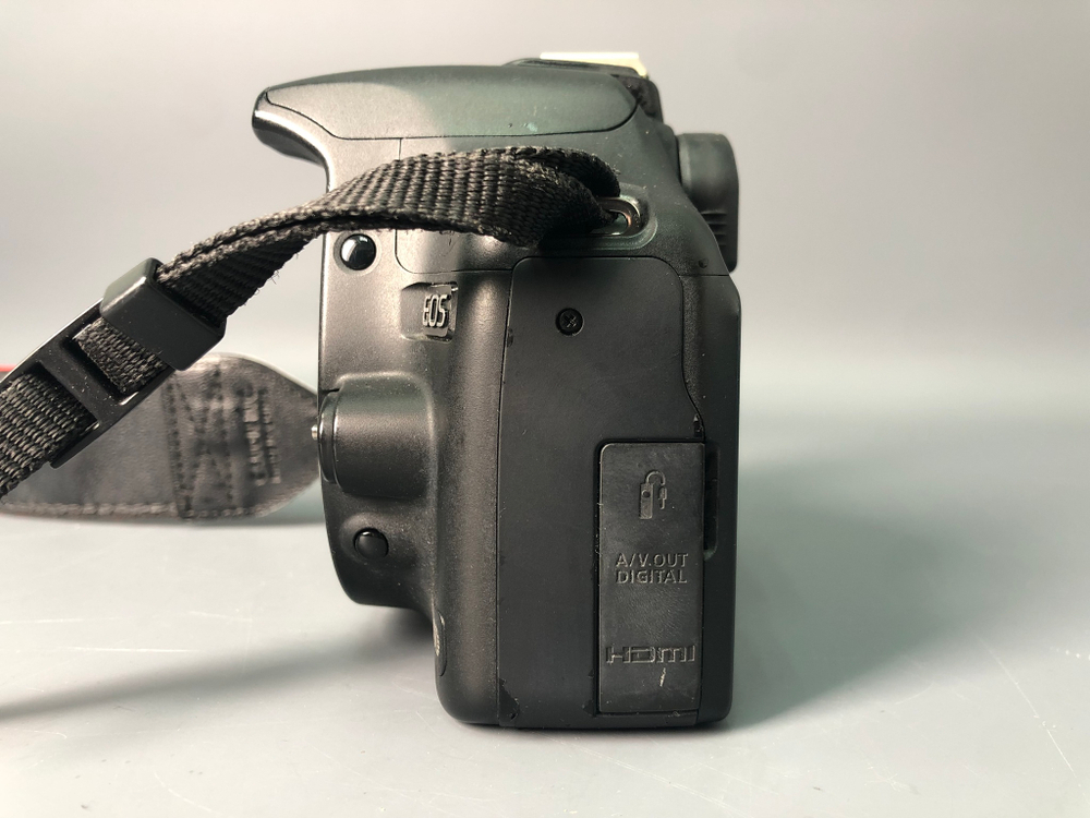 Canon 500D kit 18-55 mm 3.5-5.6, 23800 кадров пробега