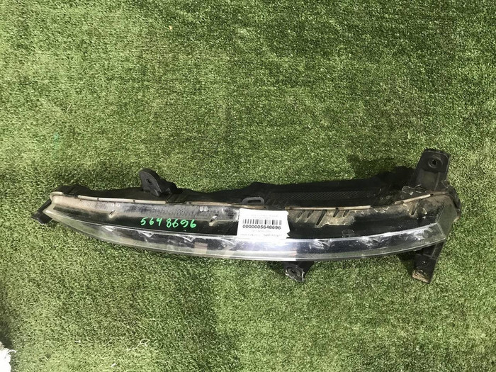 ДХО правый Genesis G90 (2016-2019)