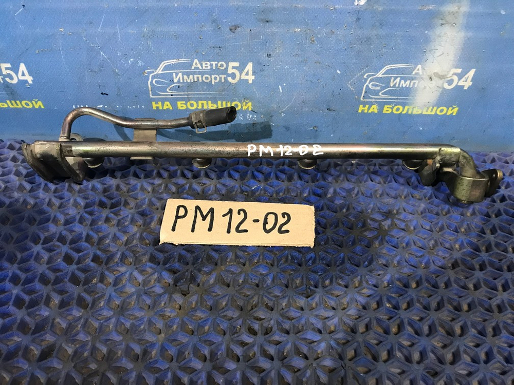 Топливная рейка NISSAN LIBERTY 1999