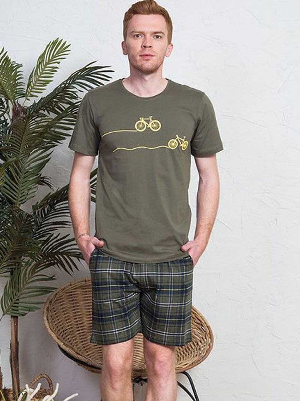 Мужской комплект с велосипедами на футболке (Размер: XL) (Цвет: оливковый)