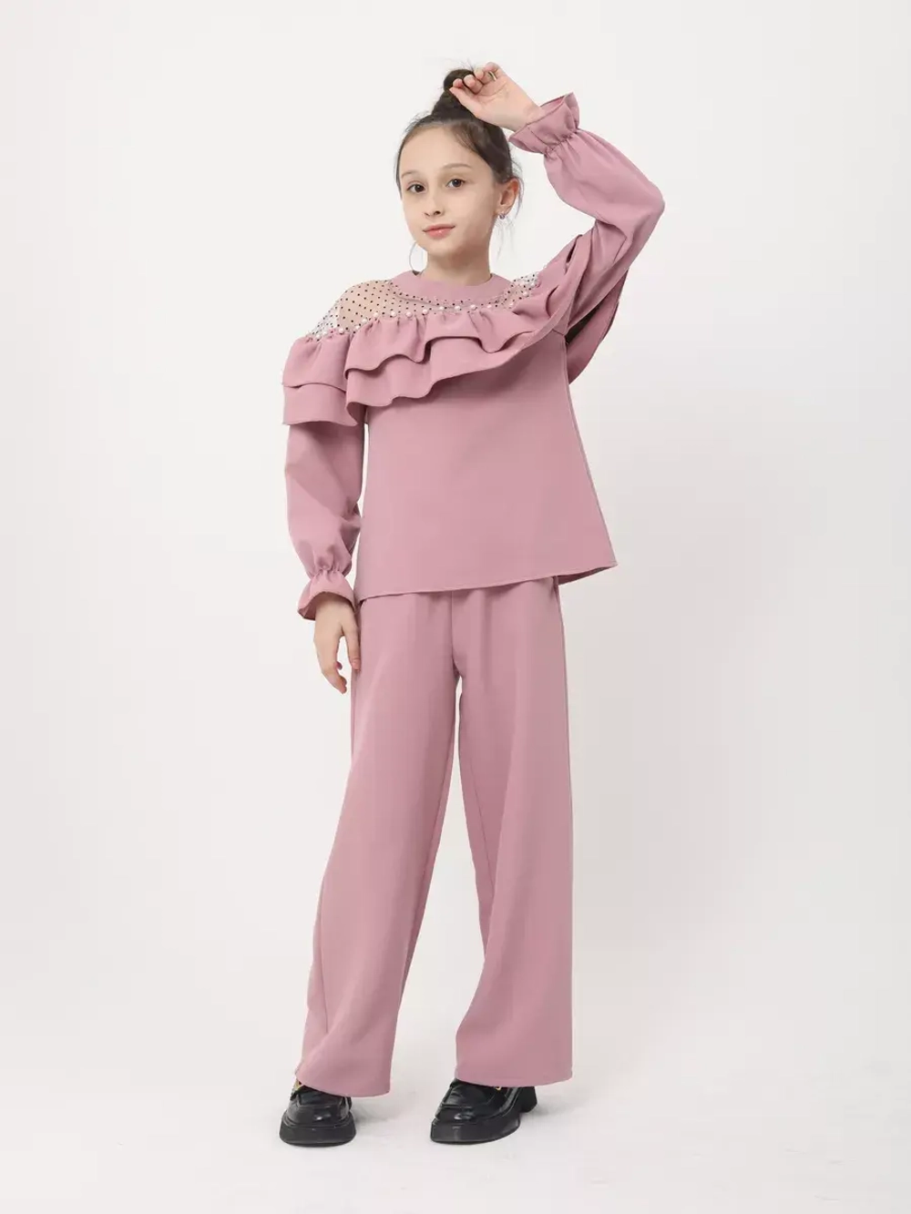 Костюм нарядный для девочки