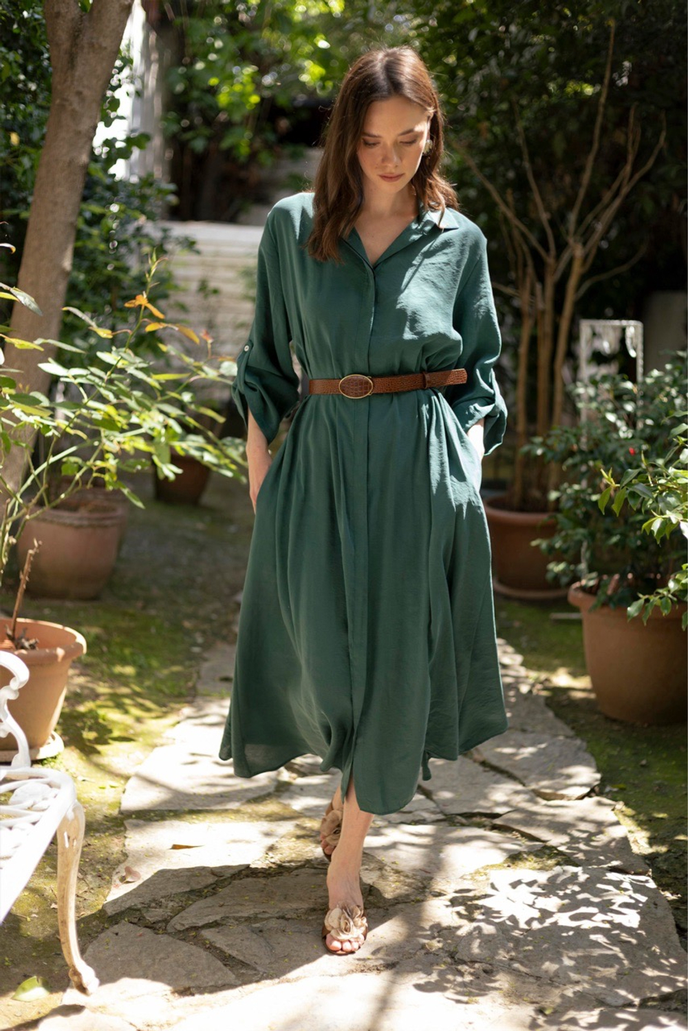 Платье -рубашка с боковыми кармана в комплекте с поясом