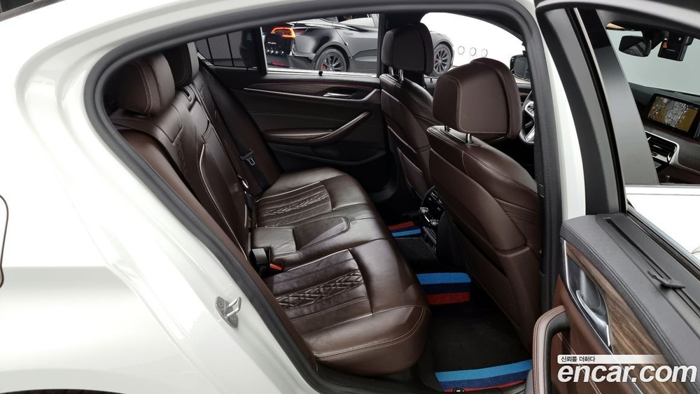 BMW 5 Series (G30) 520d M Sports Plus (11.2019)