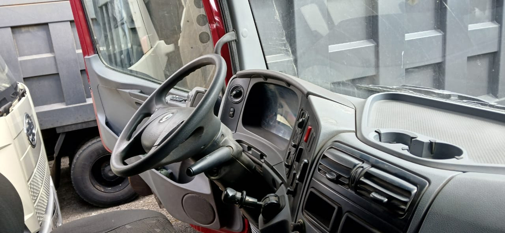 КамАЗ 65801 8x4 Самосвал 65801-T5 (Дизельный, 12,0 л, 428 л.с., МТ)