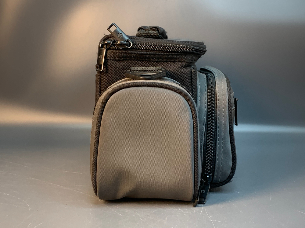 Сумка для фотоаппарата серая Samsonite