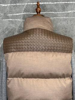 Пуховый жилет Bottega Veneta