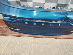 Крышка багажника Geely Monjaro 21-нв Б/У Оригинал 6608115786C15