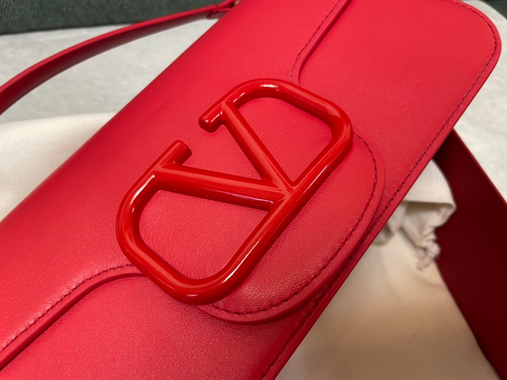 Valentino Loco Bag 27 cm