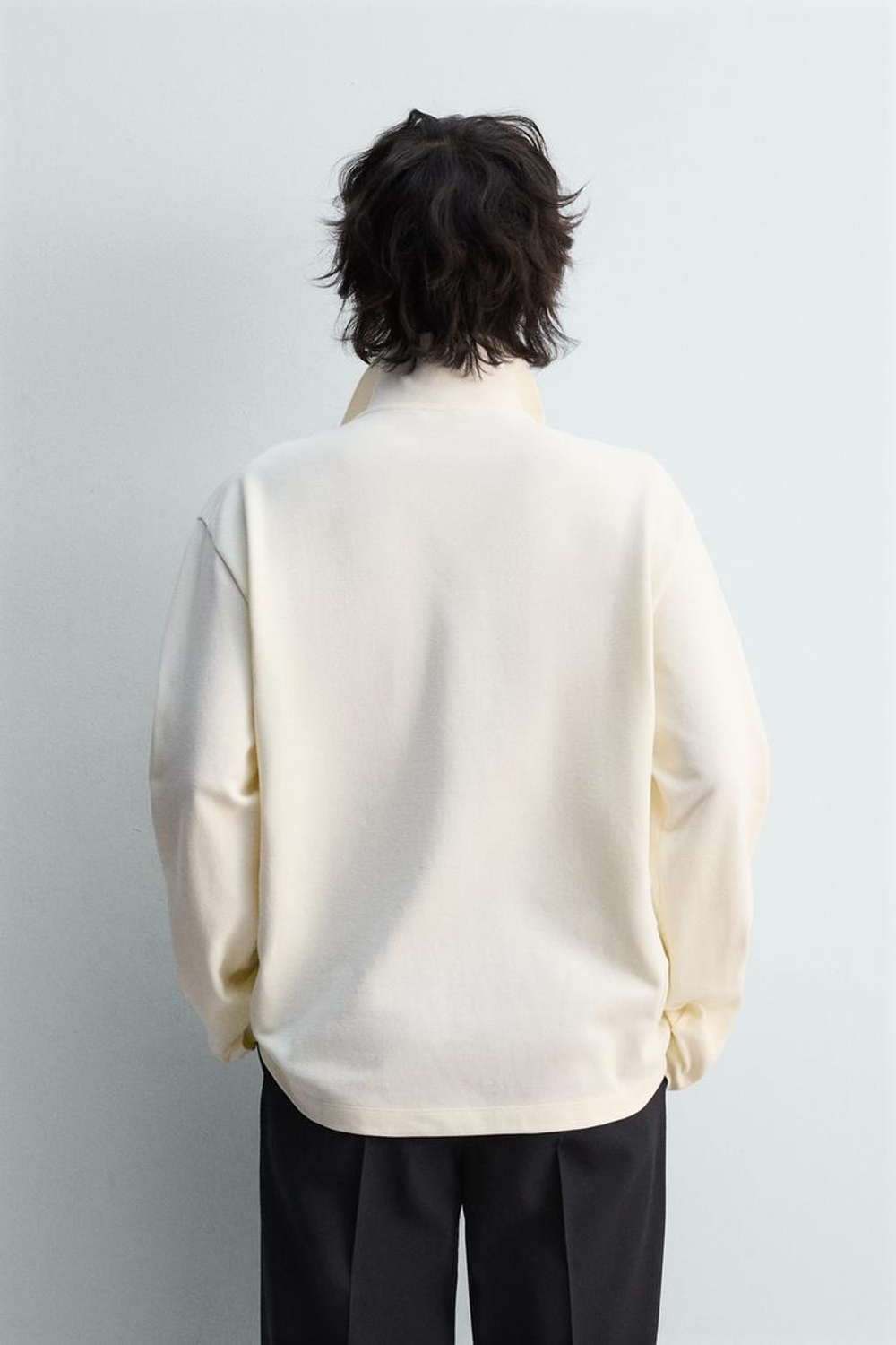 ZARA ПОЛО REGULAR FIT ИЗ ТКАНИ ПИКЕ, ЖЕЛТОВАТО-БЕЛЫЙ