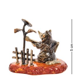 Народные промыслы AM-1084 Фигурка «Лиса с балалайкой у подсолнуха» (латунь, янтарь)