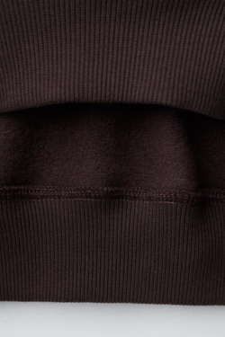 ZARA ТОЛСТОВКА С РЕЛЬЕФНОЙ НАДПИСЬЮ, КОРИЧНЕВЫЙ