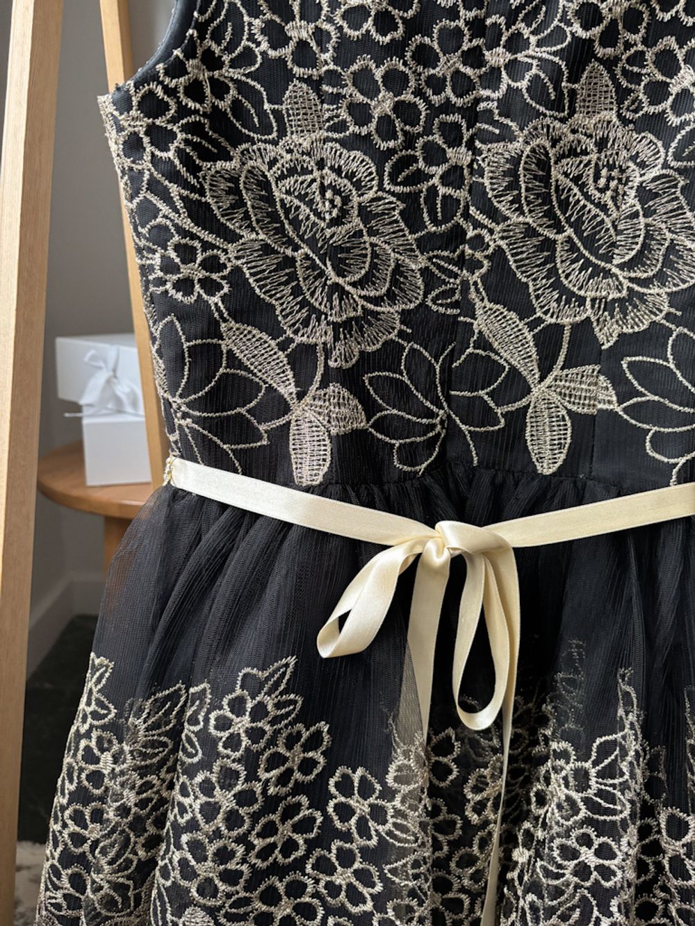 Платье David Charles, 146