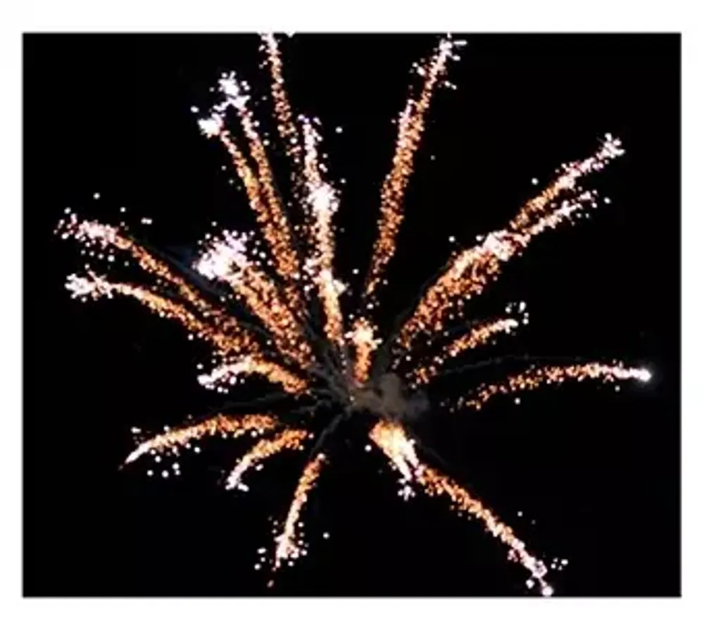 Батарея салютов "BE HAPPY"   1"/7 залпов