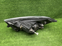 Фара правая Lada Granta (2018-н.в.) галоген