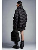 Пуховик Moncler