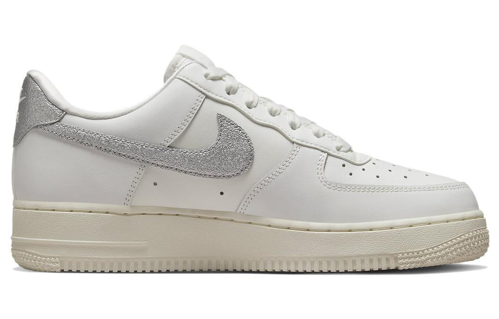 Air force 1 silver swoosh hotsell
