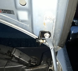Упор (амортизатор) капота для Toyota Auris 1 (2006-2012) Autoinnovation.15-06