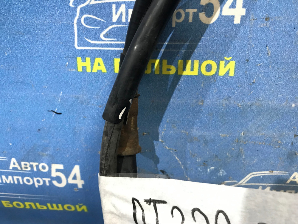 Трос ручника левый TOYOTA AVENSIS 1999