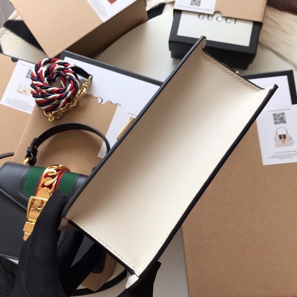 Gucci Sylvie 20 cm