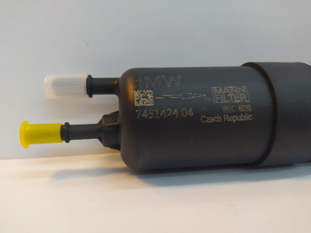 Фильтр топливный BMW 16127451424