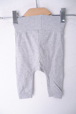 Штаны H&M комфортные на 6/9 месяцев