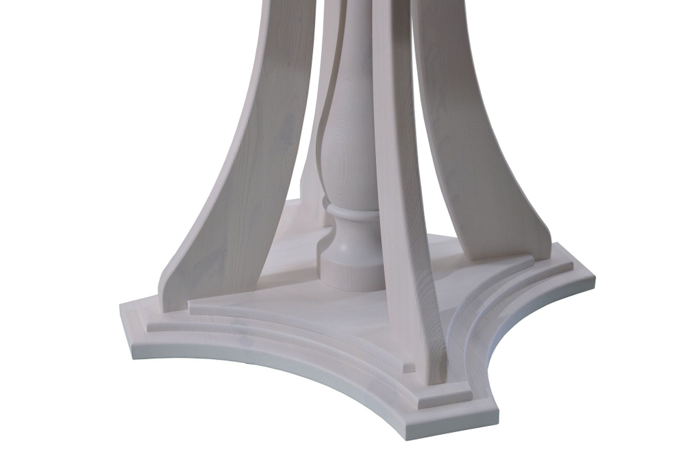 Стол обеденный