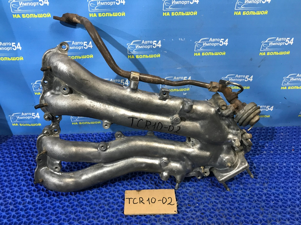 Коллектор впускной TOYOTA ESTIMA 1999