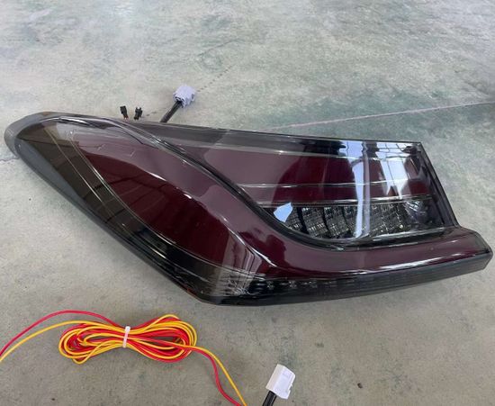 Задние фонари Тойота Камри V70 2018-2021 V9 type