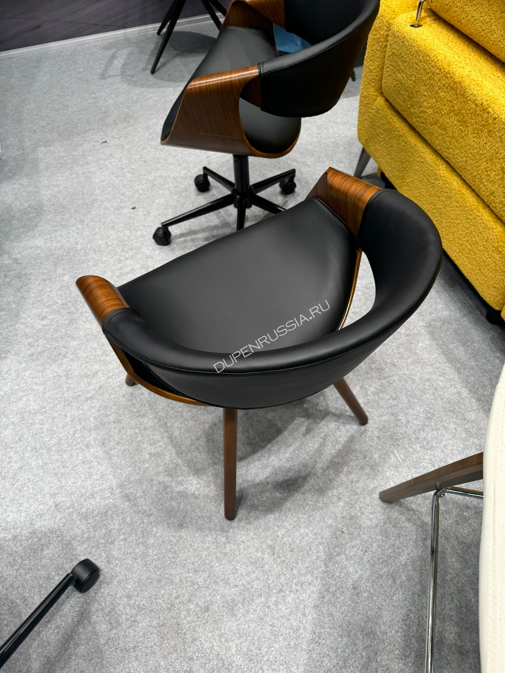 Стул JY1829 черный PU/орех