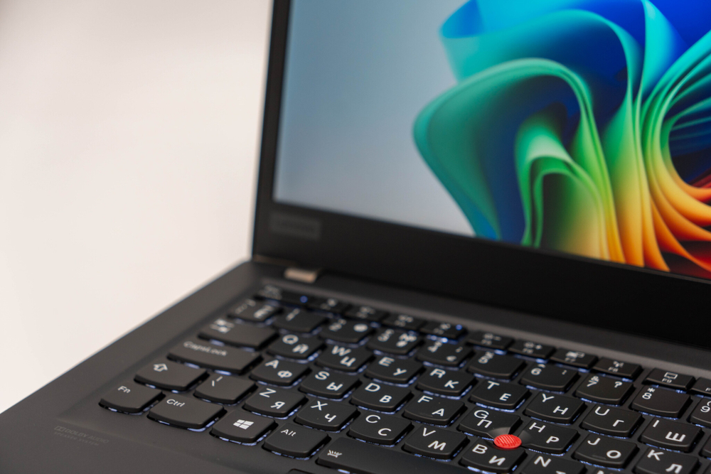Ноутбук Lenovo ThinkPad T14s Gen 1 ( i7-10710U )