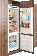 Встраиваемый двухкамерный холодильник Haier HRF236NFRU белый