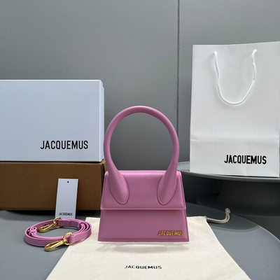 Jacquemus Le Chiquito Moyen 18 cm