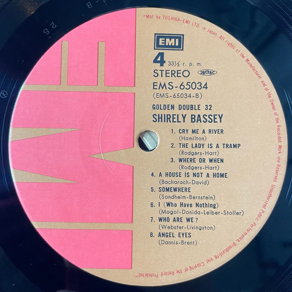 Винтажная виниловая пластинка LP Shirely Bassey Golden Double 32 (Japan 1972) (Obi) Goldfinger
