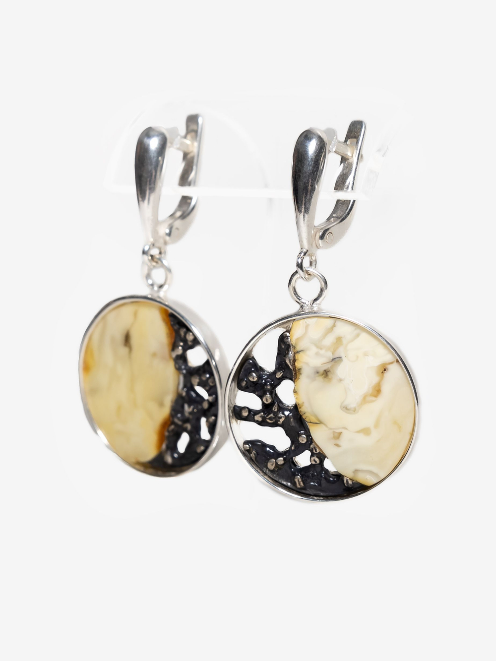 Уникальный серебряный комплект с цельным пейзажным янтарем, серебро 925 пробы