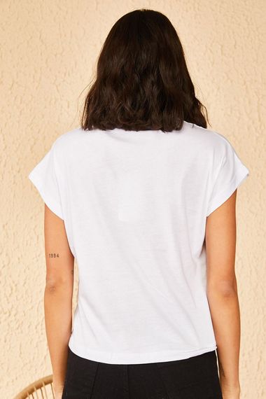 Qadın üçün yazılı ağ t-shirt 10601002