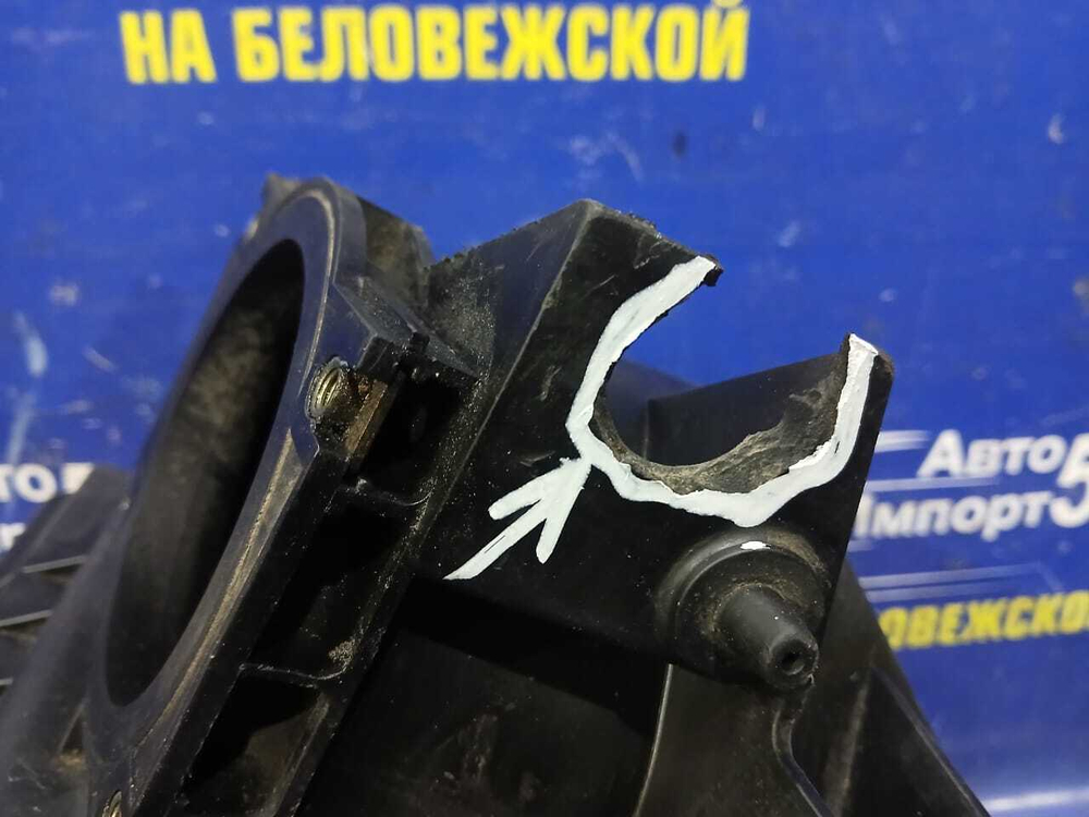 Корпус воздушного фильтра NISSAN CIMA 2002