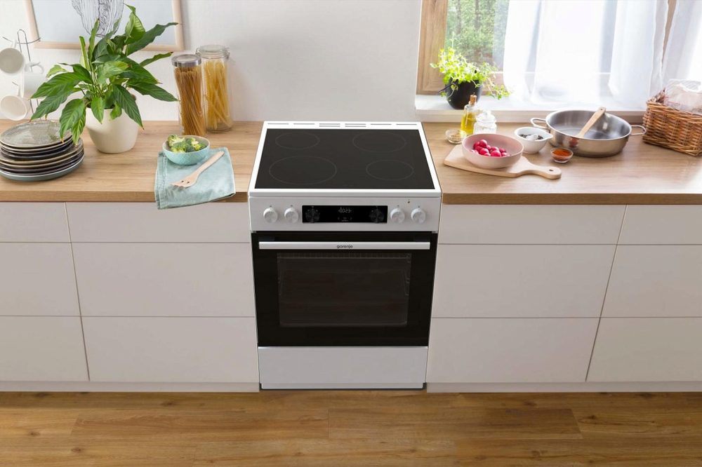 Электрическая плита Gorenje GEC6C40WD