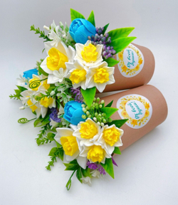 "Весна бирюза -крафт" мини-букет