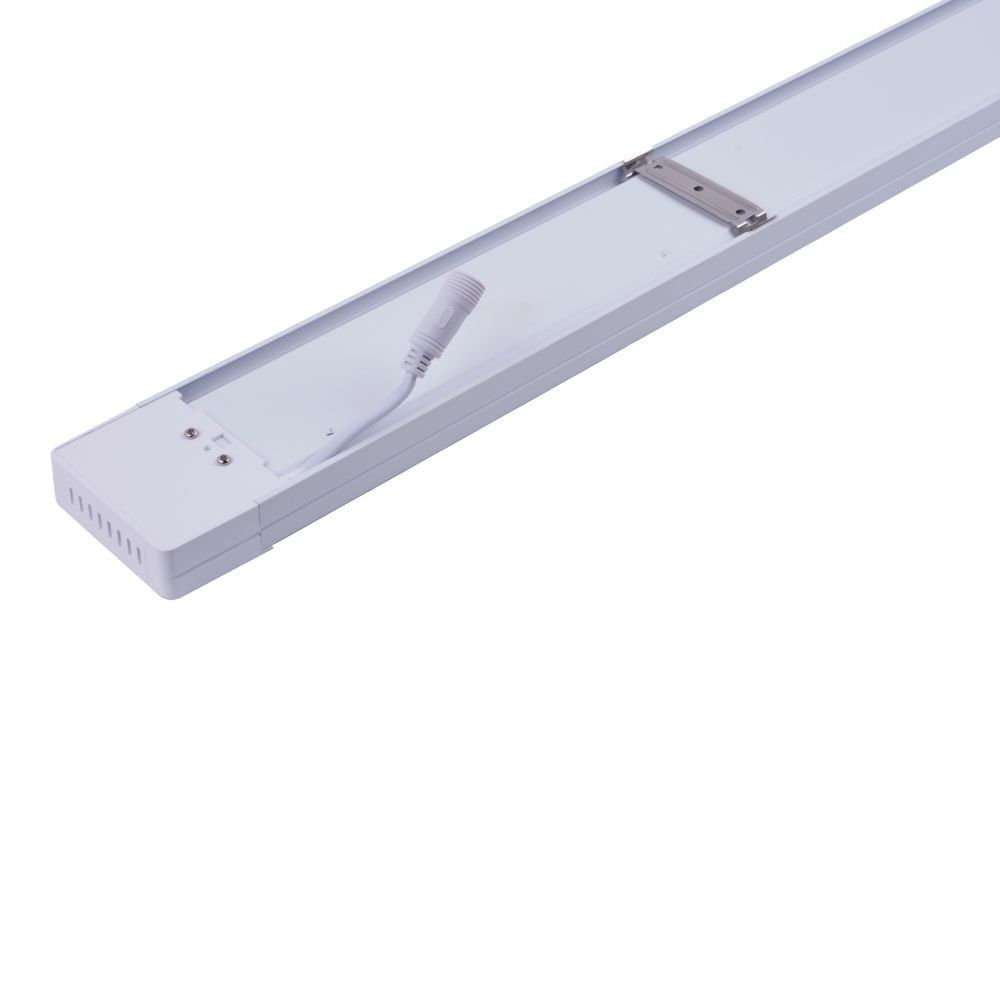 ULT-P73B-100W-SPLX-L105-K IP54 WHITE WINTERGARDEN LINKABLE Светильник светодиодный накладной. Спектр с дальним красным для фотосинтеза. Корпус белый. Угол 60 градусов. ТМ Uniel