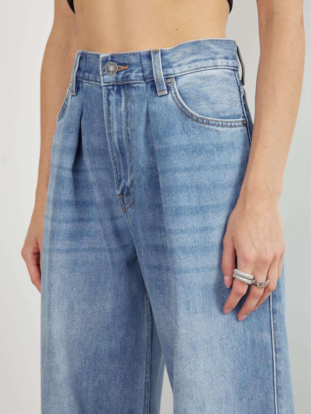 PERFECT JEANS С ЗАЩИПАМИ BLUE