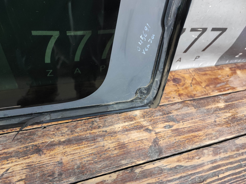 Стекло заднее левое глухое (форточка) Toyota Highlander 3 (U50) 13-21 Б/У Оригинал 627200E150