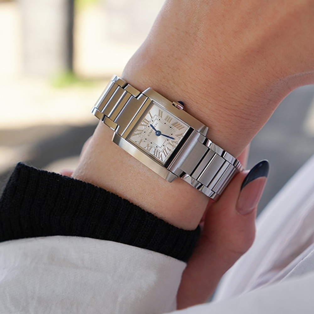 CARTIER TANK DE Quartz Movement Women"s Watch Watch 25.7*21.2mm Silver Dial Stainless Steel Watchband