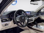 BMW 730