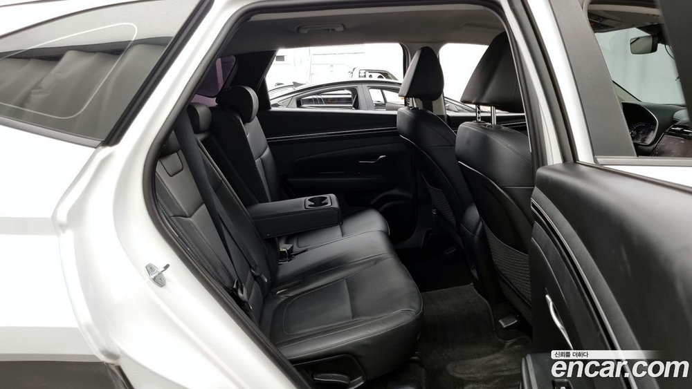 Hyundai Tucson (NX4) Дизель 2.0 2WD (04.2021)