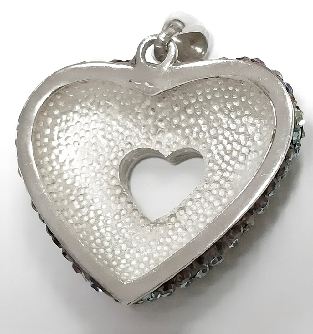 Ювелирная подвеска из серебра