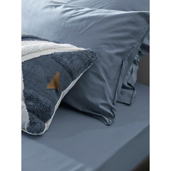 Набор из двух наволочек из сатина джинсово-синего цвета с брашинг-эффектом из коллекции essential, 70х70 см